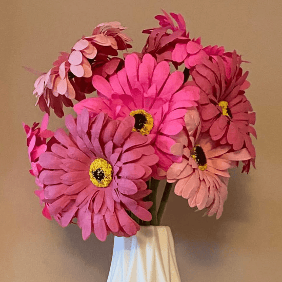 Craft Buddy 100 Sheets of 20 20cm Flower Paper