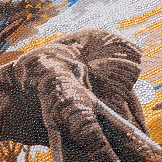 “Elephant” Crystal Art Kit 30x30cm Close Up