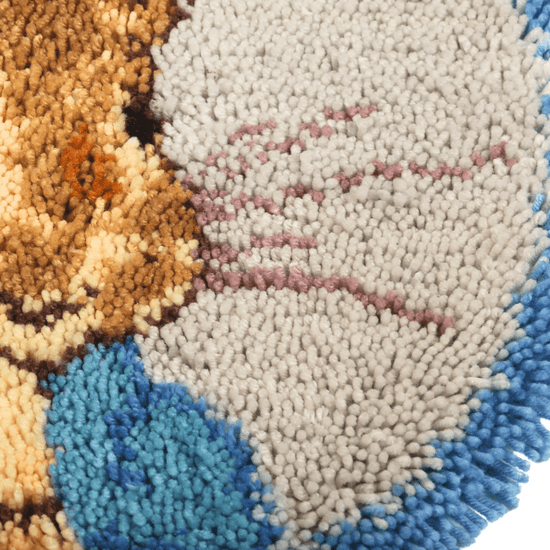 Peter Rabbit Latch Hook Round Rug 50x50 4