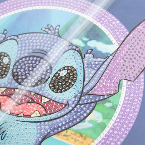 "Stitch" Disney Crystal Art Card Before