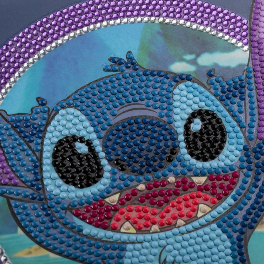 "Stitch" Disney Crystal Art Card Close Up