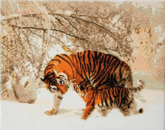 "Winter Tigers" Framed Crystal Art Kit 40x50cm