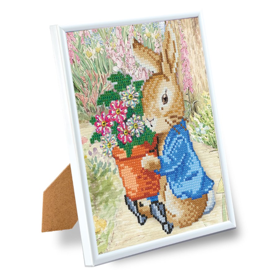 Load image into Gallery viewer, Peter Rabbit Crystal Art Framed Picture Kit 21 x 25cm Framed

