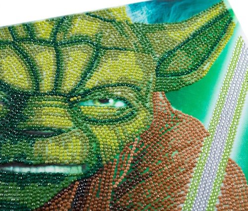 Load image into Gallery viewer, Yoda 30x30cm Crystal Art Kit - Close Up

